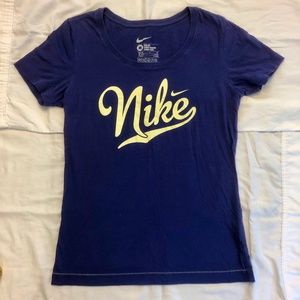 Nike Slim Fit Tee Shirt Medium Purple w/Yellow Logo